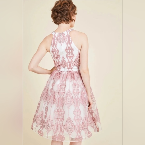 Chi Chi London NEW Pink Halter Dress Tulle Embroidered Overlay Damask Size 16 - Picture 2 of 16